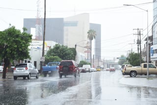 Seguirán las precipitaciones ligeras en la región Lagunera, de forma intermitente, por los remanentes del huracán 'Hanna'. (JESÚS GALINDO)