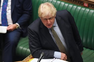 El primer ministro del Reino Unido, Boris Johnson, defendió este martes la cuarentena impuesta a los viajeros llegados de España e indicó que podría extenderse a otros países ante los 'indicios' de un rebrote de COVID-19 en el continente europeo. (ARCHIVO) 