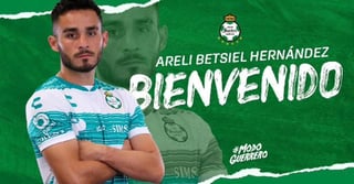 Mediante un comunicado publicado en las redes sociales de Club Santos, se dio a conocer la incorporación oficial del futbolista Areli Betsiel Hernández. (TWITTER)