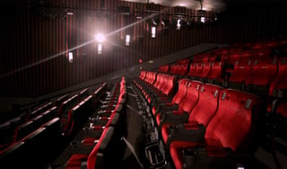 Las salas de cine y los deportes locales podrán reactivarse en los próximos días.(ARCHIVO)