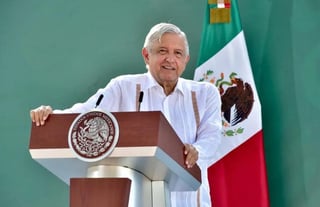 Este miércoles, el presidente Andrés Manuel López Obrador anunció que en todas las oficinas de gobierno federal se deberán realizar estos homenajes que fueron iniciados por la Secretaría de la Defensa Nacional (Sedena) desde junio pasado. (ARCHIVO)