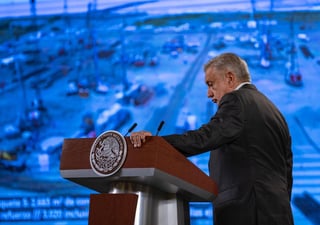 El presidente Andrés Manuel López Obrador (2018-2024) decretó un duelo nacional por 30 días por los decesos y los contagios presentados en México por la pandemia de COVID-19. (ARCHIVO)