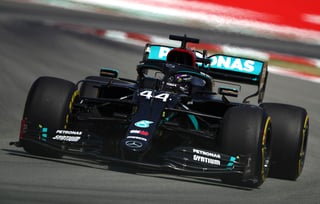 Lewis Hamilton fue el piloto más rápido en la segunda práctica libre rumbo al Gran Premio de España. (AP)