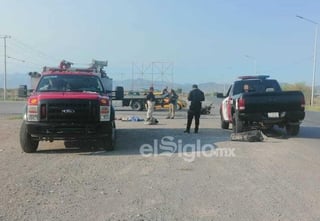 El área quedó acordonada por parte de los elementos de la Policía Civil de Coahuila, quienes esperaron el arribo de los agentes de la Fiscalía General del Estado en Matamoros, así como el personal de la unidad de Servicios Periciales.
(EL SIGLO DE TORREÓN)
