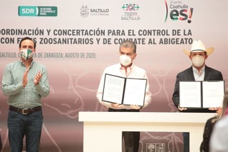 El Gobierno de Coahuila y ganaderos firmaron seis convenios para dar seguridad a la carne 'tipo Coahuila', única en el país.