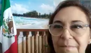En el video la mujer añade que el mandatario le 'fallado a su país' (CAPTURA) 