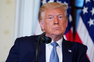 El presidente Donald Trump fustigó el miércoles a la fabricante de neumáticos Goodyear, acusándola de prohibir el uso de gorras con el eslogan de su campaña. (ARCHIVO) 