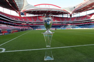 La UEFA Champions League vivirá una inédita final entre PSG y Bayern Múnich, dónde los franceses buscarán su primer trofeo dentro de la competición mientras los alemanes quieren llevarse su sexto título a las vitrinas. (ARCHIVO)