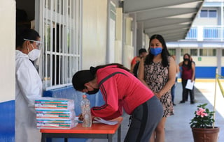 La Secretaría de Educación Pública reporta un avance del 79 por ciento en la entrega de libros de texto gratuitos en Coahuila. (AGENCIAS)
