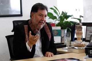 El vicecoordinador del Partido del Trabajo (PT) en la Cámara de Diputados, Gerardo Fernández Noroña, reveló que su fracción ya tiene seis legisladores más amarrados con lo que se convierten en la tercera fuerza política en la Cámara de Diputados y con ello presidirán la Mesa Directiva a partir del próximo 1 de septiembre. (ARCHIVO)
