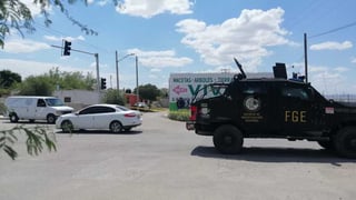El homicidio generó una intensa movilización de elementos de seguridad de la ciudad de Torreón. (EL SIGLO DE TORREÓN)