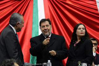 El Partido del Trabajo informó que se sumaron a su bancada Mauricio Toledo, exdelegado de Coayoacán. En la imagen se observa Fernadez Noroña, uno de los líderes del partido. 
