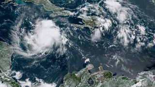 La tormenta tropical 'Nana' se formó al sur de Jamaica y apunta hacia Centroamérica, informó el martes el Centro Nacional de Huracanes de Estados Unidos. (ESPECIAL) 
