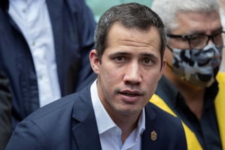El líder opositor venezolano Juan Guaidó llamó este jueves a conformar un 'comando de no al fraude' que considera que serán las próximas elecciones legislativas después de que Henrique Capriles instara un día antes a aprovechar la oportunidad que abren los comicios. (ARCHIVO) 