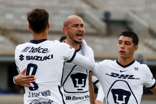 Pumas perdía en el Olímpico Universitario contra Puebla, pero terminó goleando a 'La Franja' 4-1 para seguir como único invicto.