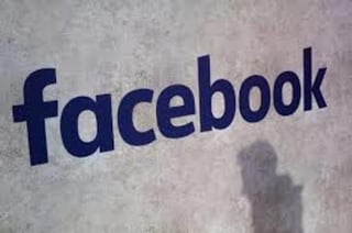 La red social Facebook eliminó en agosto una red de cuentas y páginas vinculadas a una empresa de EUA que pretendían influir en la opinión pública de países latinoamericanos como Venezuela, México y Bolivia, según confirmaron a Efe fuentes de la compañía. (ESPECIAL) 