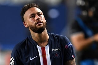 Neymar ya no forma parte del famoso equipo Nike. La marca estadounidense confirmó el final de la relación de más de 10 años de asociación debido a que no llegaron a un acuerdo de renovación. (ARCHIVO)
