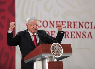 De acuerdo a lo estipulado en el Presupuesto 2021, López Obrador tiene asignado un sueldo mayor al que está diciendo. (EL SIGLO DE TORREÓN) 