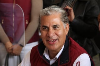 Alejandro Rojas Díaz Durán, aspirante a la dirigencia nacional de Morena, anunció que presentará una propuesta al Congreso Local de la entidad para que realice una consulta y se le cambie el nombre al estado y ahora se llame 'Tabasco de López Obrador'. (ARCHIVO)