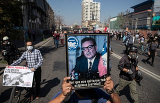 Tras el golpe militar los chilenos se dividieron profundamente entre partidarios y detractores de Pinochet.
