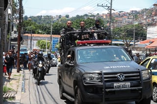 Una persona murió y al menos cuatro fueron detenidas este lunes en Brasil durante una nueva operación contra el principal escalón del Primer Comando de la Capital (PCC), el mayor grupo criminal del país. (ARCHIVO) 