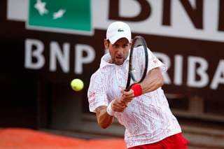 Novak Djokovic se impuso 7-5, 6-3 a Casper Ruud. (EFE)