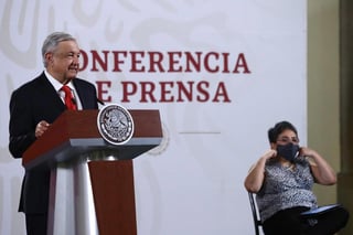 El presidente López Obrador agradeció a los contribuyentes, pequeños y grandes, porque entendieron que era un momento difícil y que había que cumplir con el compromiso que tienen todos los mexicanos. (EL UNIVERSAL)