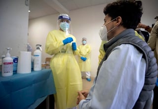 Los casos totales desde el inicio de la pandemia en febrero superan ya los 313,000. (ARCHIVO)