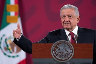 López Obrador retó que a la primera manifestación de 100 mil personas en su contra y a que en las encuestas ya no tenga apoyo, no esperará la revocación de mandato y se irá a su finca de Palenque. (EFE)