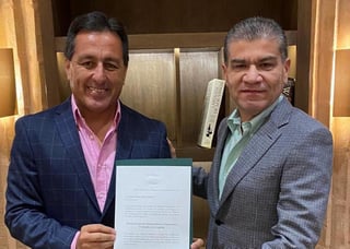 El gobernador de Coahuila, Miguel Ángel Riquelme Solís, anunció el nombramiento de Juan Carlos Ayup Guerrero como subsecretario de la Vivienda y Ordenamiento Territorial en la región Laguna. (TWITTER)
