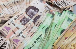La divisa se vende en 22.55 pesos en Banorte, en 22.54 en BBVA y en 22.49 unidades en HSBC. (ARCHIVO)
