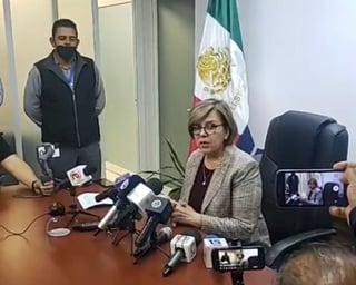 La fiscal General del Estado de Durango, Ruth Medina Alemán, informó en rueda de prensa que en un enfrentamiento en la localidad de Huazamota, Mezquital, fallecieron seis elementos estatales y siete resultaron lesionados. (ESPECIAL)
