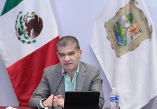 El gobernador, Miguel Riquelme, propone aplicar el Impuesto Sobre Nóminas (ISN) en obra carretera.
