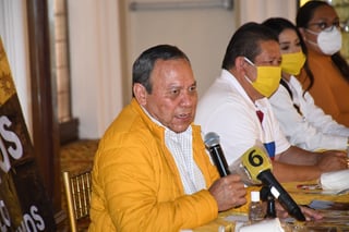 Jesús Zambrano Grijalva, presidente nacional del PRD, acompañó a los candidatos que contenderán en las elecciones de Coahuila. (FERNANDO COMPEÁN)