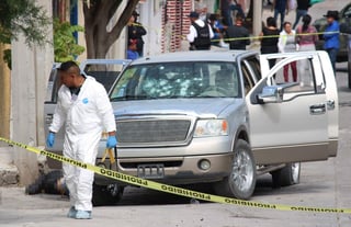 Al mediodía, un comando abrió fuego en un domicilio en la calle Felipe Ángeles y Rafael Cepeda.