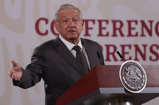 López Obrador aseguró esta mañana de martes en Palacio Nacional que se encuentra bien de salud, y que está 'bateando bien'. (EL UNIVERSAL)
