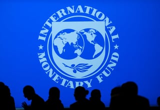 El Fondo Monetario Internacional (FMI) señaló que el confinamiento voluntario también contribuyó a la recesión, conducta que probablemente persistirá como medida precautoria por el miedo al contagio de COVID-19. (Especial) 