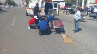 Los hechos ocurrieron cerca de las 12:40 horas sobre los carriles de circulación de Torreón a Lerdo del bulevar Miguel Alemán, a la altura de la avenida Javier Mina.
(EL SIGLO DE TORREÓN)