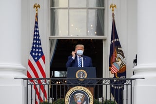 El cóctel de tratamientos suministrados al presidente Trump incluía el remdesivir. (ARCHIVO)