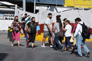 La Mesa de Salud de La Laguna consideró que el aumento de la incidencia de COVID-19 en la Zona Metropolitana obedece a la apertura social y a la falta de 'civilidad' por parte de la comunidad. (EL SIGLO DE TORREÓN)