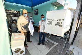 Seis partidos políticos, tres nacionales y tres locales, perdieron su registro al no alcanzar la votación mínima del 3% en las elecciones de diputados locales del domingo 18 de octubre pasado en Coahuila. (ARCHIVO)