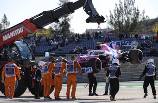 Valtteri Bottas (Mercedes) ha mejorado en la segunda sesión libre del Gran Premio de Portugal, que tuvo dos banderas rojas, el tiempo que había marcado en la primera. (EFE)