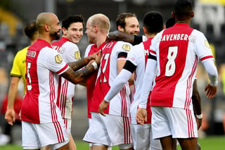 Ajax ganó este sábado a domicilio al VVV-Venlo por 0-13, con cinco tantos de Lassina Traoré. (EFE)