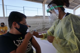 La primera jornada de vacunación contra la influenza estacionaria en el municipio de Matamoros tuvo buena respuesta. (EL SIGLO DE TORREÓN) 