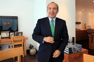 Felipe Calderón indicó que el senador de Morena, Joel Molina, falleció por COVID-19 al atender, en un 'acto sumiso', un 'capricho presidencial'.
(ARCHIVO)