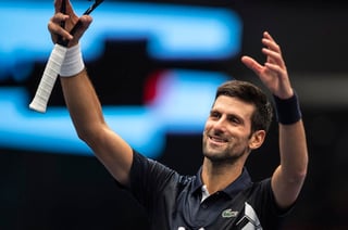 Novak Djokovic, número 1 mundial y gran favorito para hacerse con el triunfo final en el ATP 500 de Viena, se estrenó con un apretado triunfo ante su compatriota Filip Krajinovic. (EFE)