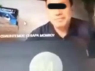 Mediante redes sociales alumnos del Colegio de Bachilleres Plantel 9 Aragón de la Ciudad de México exhibieron a un profesor golpeando y amenazando a una mujer durante una clase virtual. (Especial) 