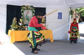 Los diferentes grupos de danzantes, entre ellos los matlachines, mostraron su devoción con los diferentes pasos en honor a San Judas Tadeo.