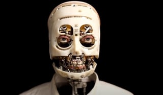 El busto robótico es capaz de emitir movimientos similares a los de un humano (CAPTURA) 