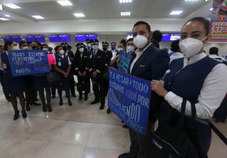 La aerolínea mexicana Interjet prometió este miércoles cubrir 'a la brevedad' los salarios de sus cerca de 5,000 empleados y cumplir con sus adeudos fiscales tras las protestas de sus trabajadores y la alerta emitida por la Procuraduría Federal del Consumidor (Profeco). (ARCHIVO) 